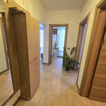 Luxury Premier Seaview - Pool & Langa Plaja * Năvodari